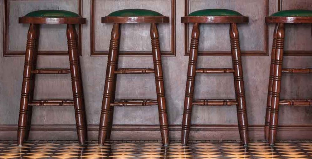 select the right bar stool height