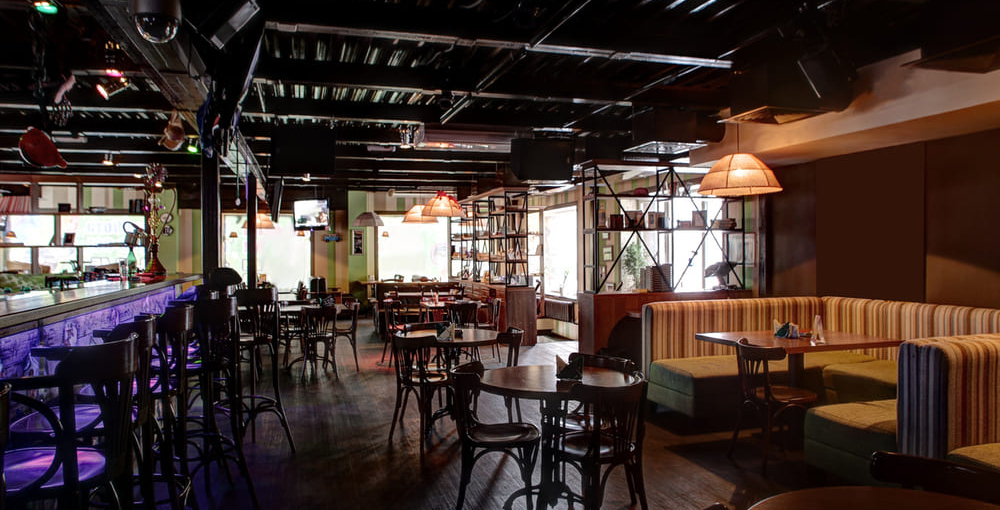 creating a bar or pub layout your customer will love