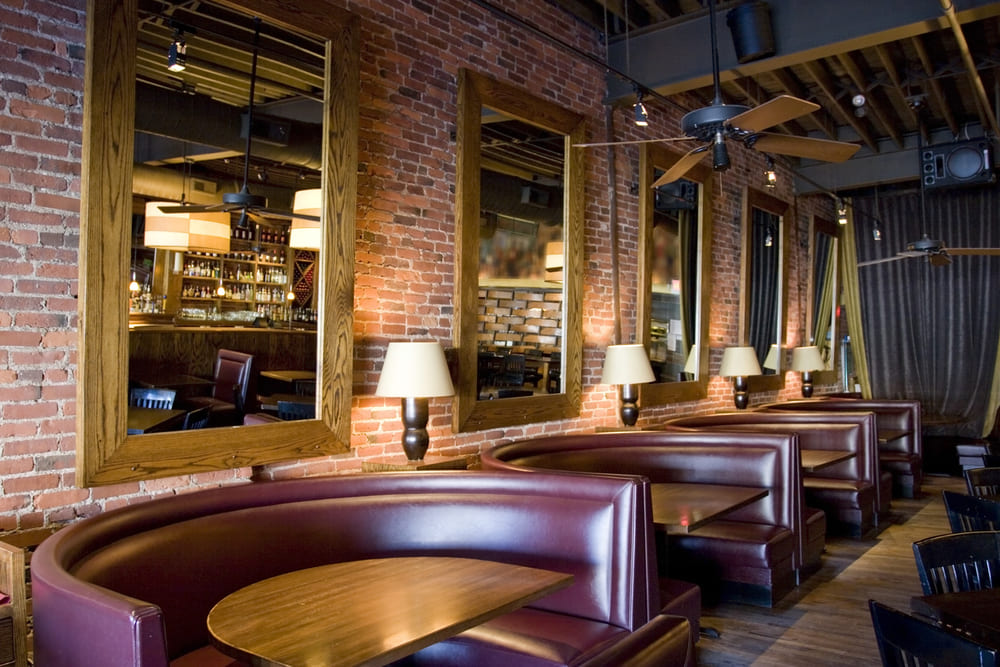 The Advantages of Booth Seating in Restaurants and Bars | Have a Seat